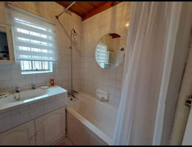 3 BEDROOM HOUSE FOR SALE IN VANDERBIJLPARK CE 2